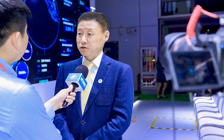 人力资源公司evo真人视讯国际高级副总裁段立新接受媒体采访